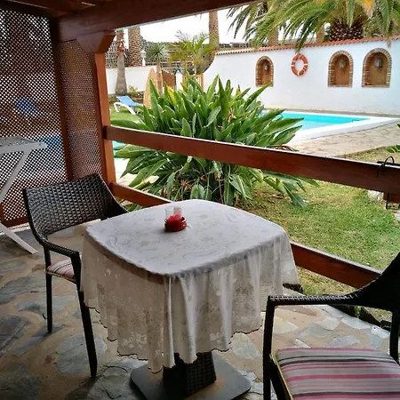 Nyaraló Charming House In With Shared Pool Buenavista del Norte