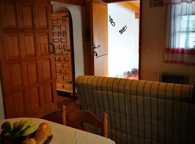 Charming House In With Shared Pool