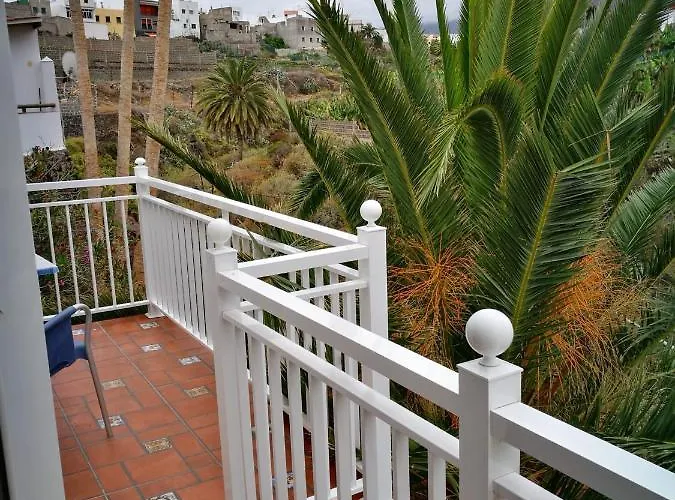 Charming House In With Shared Pool